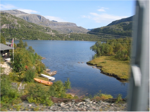 lake near myrdal
